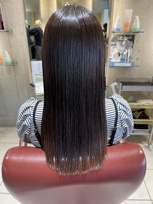 髪質改善ストレート