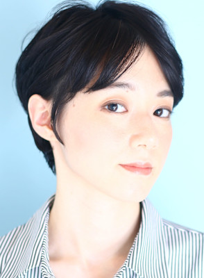 40代50代似合わせ小顔美髪シアーカラーカールショート