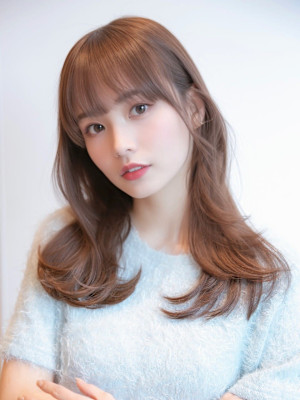 透け感　ミルキーベージュ　くすみカラー　透明感カラー　ロング