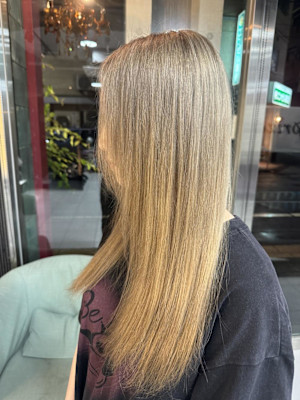 ミルクティーベージュブロンド【錦糸町北口】