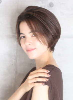 40代50代似合わせ小顔美髪シアーカラーカールショート