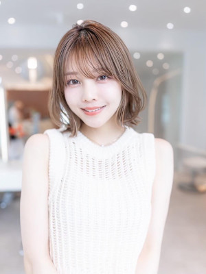 Carelly 武蔵小杉×ミディアム