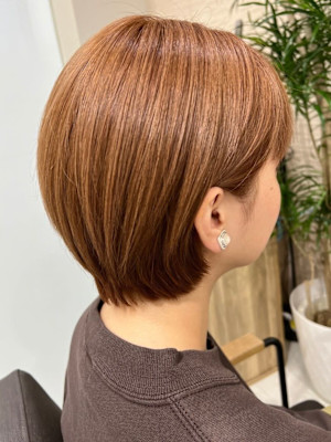 丸みボブ　フルバング　レイヤーボブ　キャラメルブラウン