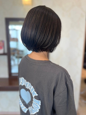 【MICHI 富田店　杉本郁美】ショートボブ　グレージュ　