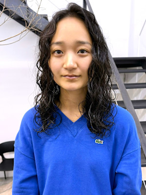 ワンレン　ウェーブパーマ　セミロング　ハードパーマ