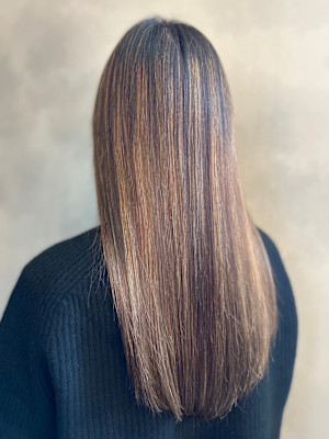 美髪　アッシュカラー　髪質改善　酸性ストレート　20代30代