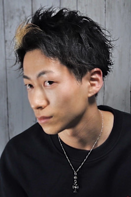 ナチュラルパーマショート