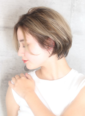 40代50代似合わせ小顔美髪シアーカラーカールショート