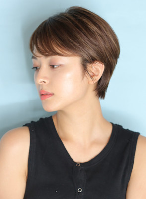 40代50代似合わせ小顔美髪シアーカラーカールショート