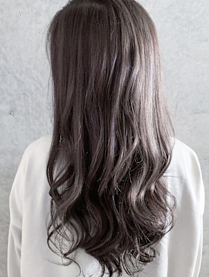 モノトーンベージュ★透明感の出るカラーを合わせて外国人風に♪