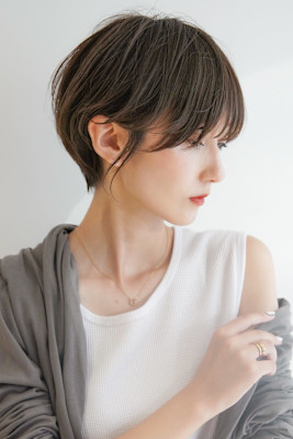 大人ショートボブ丸みショートカットマッシュショート前髪あり