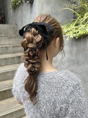 編みおろしポニーテール　ヘアセット