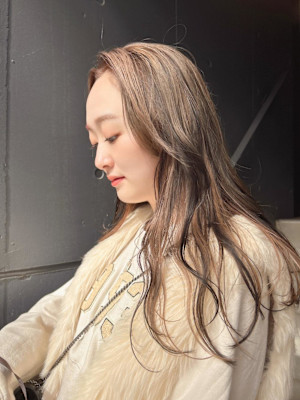 ローライトベージュ