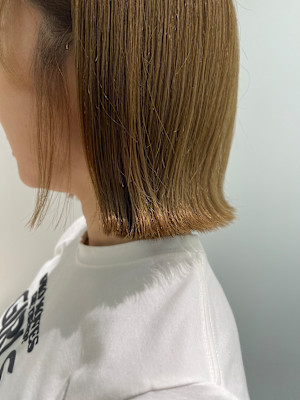 切りっぱなしミニボブ