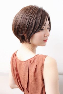 ふんわりキュートに♪大人の前下がりショート×ショコラブラウン