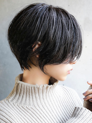大人ショートボブ丸みショートカットマッシュショート前髪あり