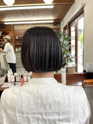 ボブ×デザインカラー