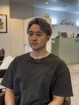 シルバーアッシュ×ツーブロックショート【ツーブロショート】そ