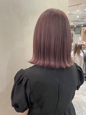 ピンクベージュカラー