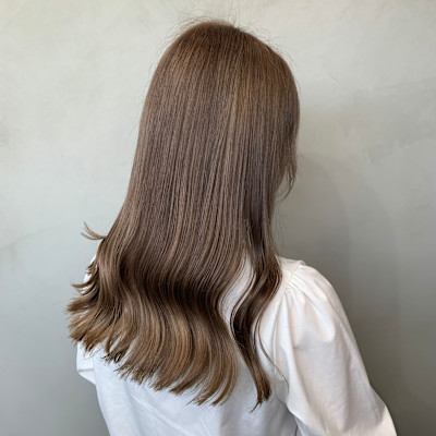 【くすみブラウン】