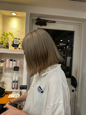 マットベージュ