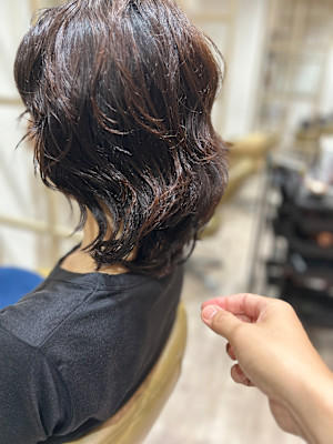 エアリー大人ウルフ　シルク架橋デジタルパーマ　とステアパーマ