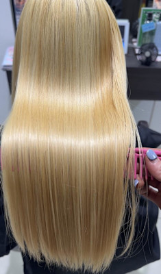 ブロンドヘアー