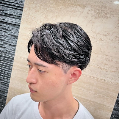 センターパートナチュラルパーマ