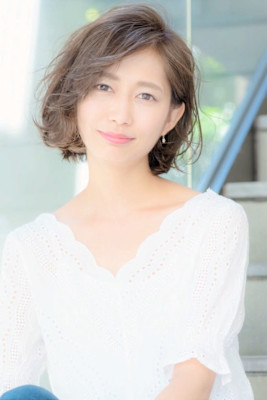 大人のヴェールウエーブボブ×小顔似合わせカット