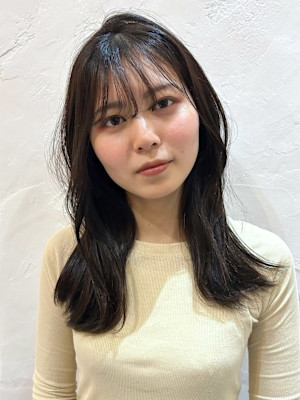 ダークグレージュ　オーガニックカラー　ロングレイヤー　透明感