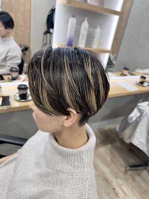 白髪ぼかし/ハイライトカラー/カラー/透明感/ハイライト