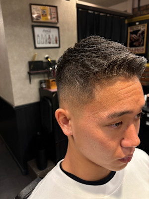 フェザーアップ　フェードスタイル