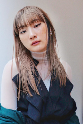 ミニボブ　ホワイトベージュ　ミルクティーベージュ