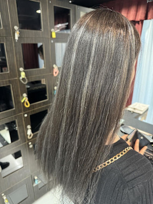 暗めコントラストハイライト【錦糸町北口】