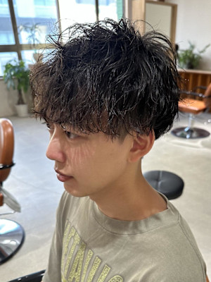 【walt】山田 恭輔 ゆるめ波巻きパーマ