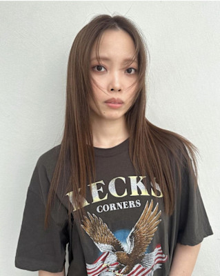 くすみベージュカラー