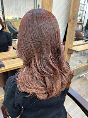 艶髪グラデーションカラーピンクベージュ大人可愛いゆる巻き渋谷