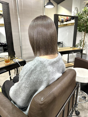 グレーベージュ グレージュ ことりベージュ タッセルボブ