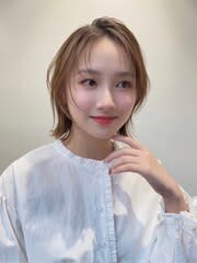 ベージュカラーロングウルフレイヤー似合わせ顔周りカット