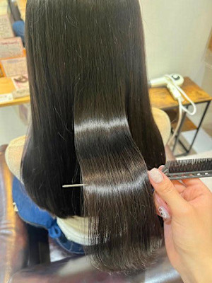 透明感のアッシュブラウン