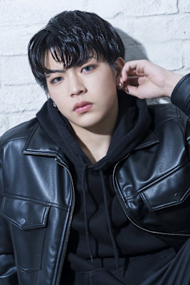 韓国コンマバングメンズ黒髪爽やか池袋