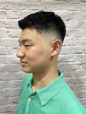 メンズ/スキンフェード/刈り上げ/ショート/清潔/ビズヘア