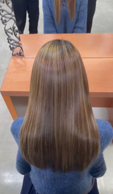 髪質改善うるツヤサラサラトリートメント韓国風レイヤー札幌