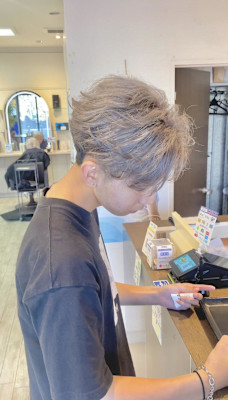 men's high tone color