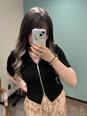 この色キテマス！