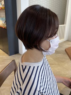 大人女性の丸みショート☆小林