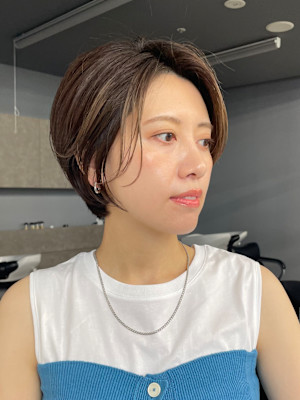 大人丸みショートスタイル