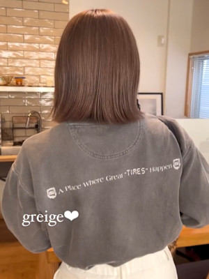 外はねボブ×グレージュカラー