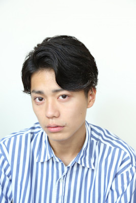 カット/ヘッドスパ/メンズ/眉毛/パーマ/マンツーマン