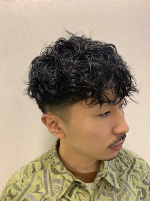 ツイストスパイラルパーマ《五反田／理容室/バーバー/ビジネス